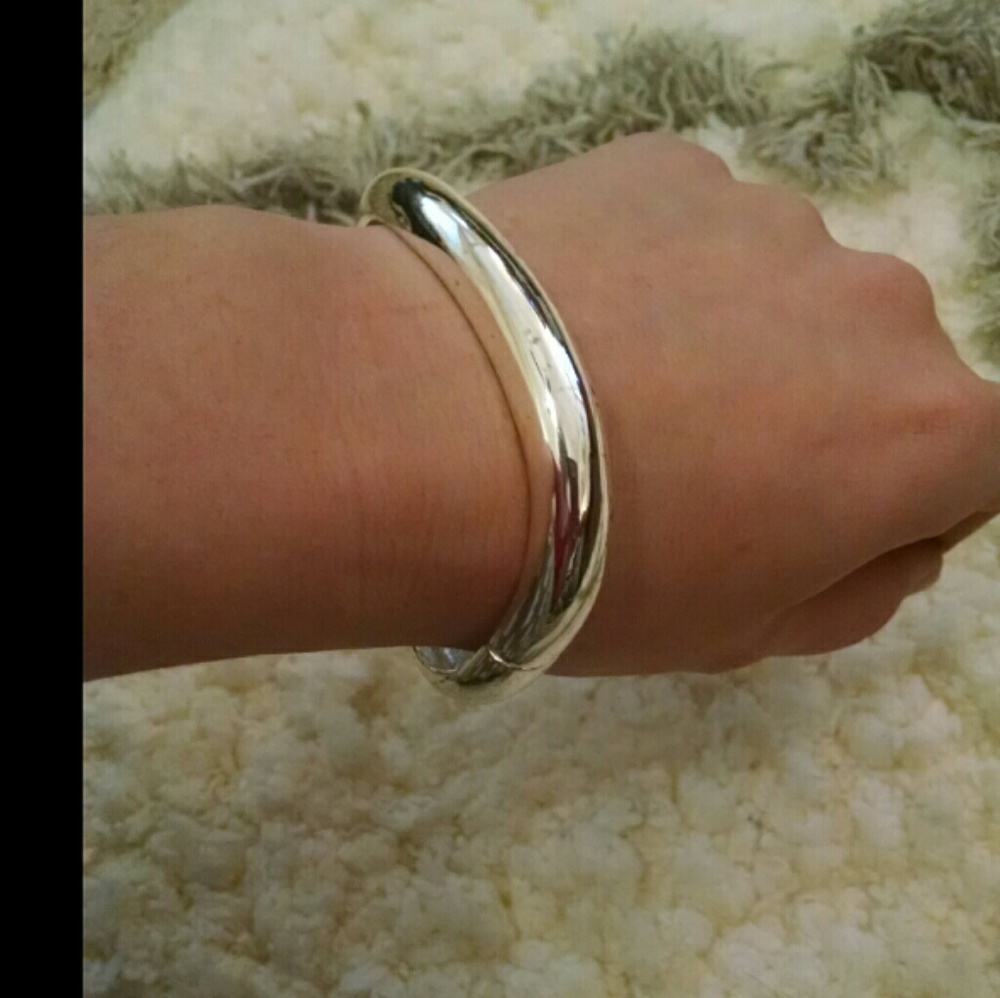 Premier Designs Hinge Bracelet